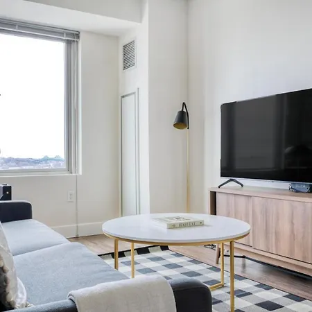 E Cambridge Studio W Pool Gym Nr Lechmere T Bos-667